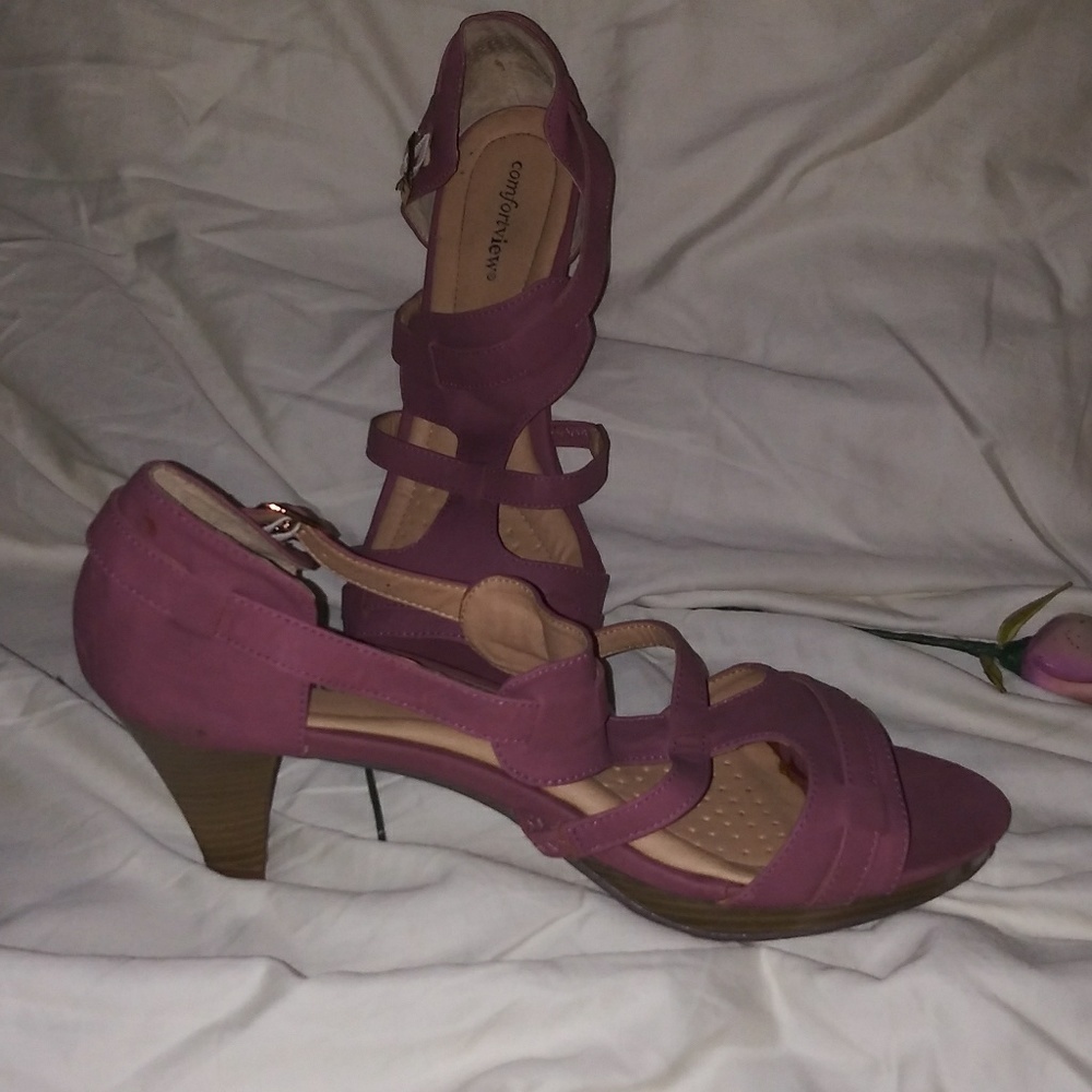 Size 12 Ladies sandals